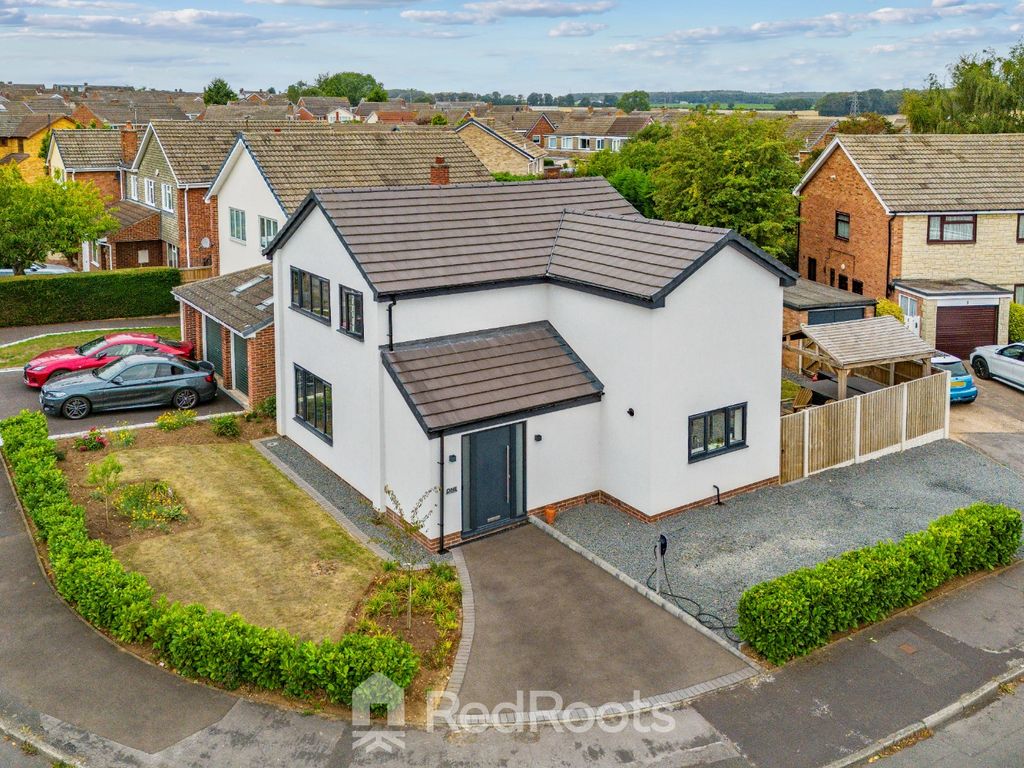 Property photo 1 of 36 4460271