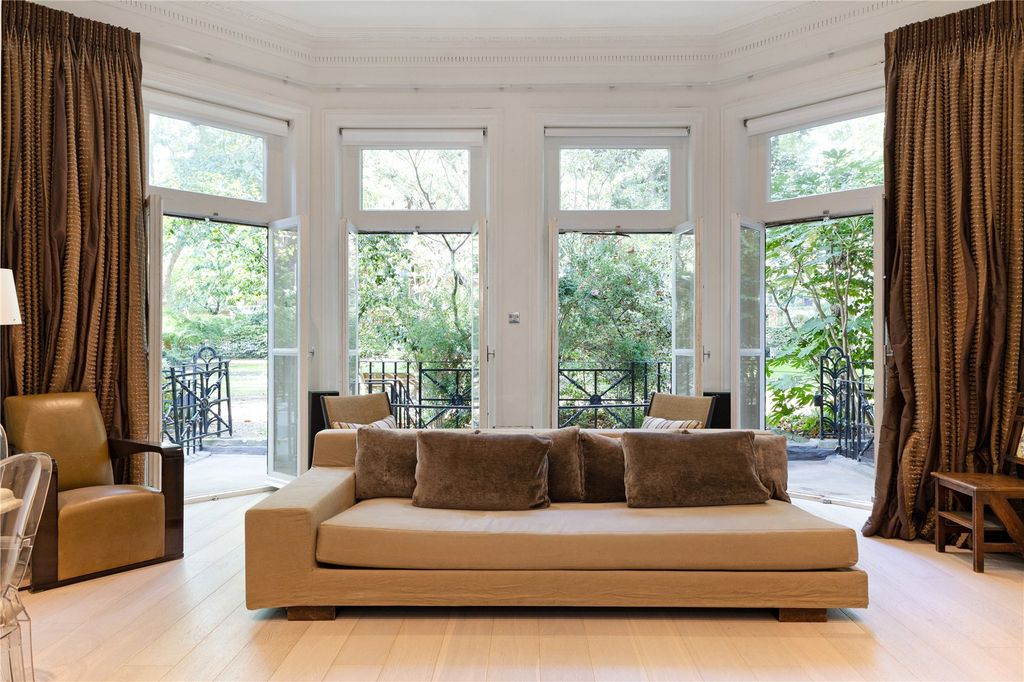 Property photo 3 of 22 Reception Room