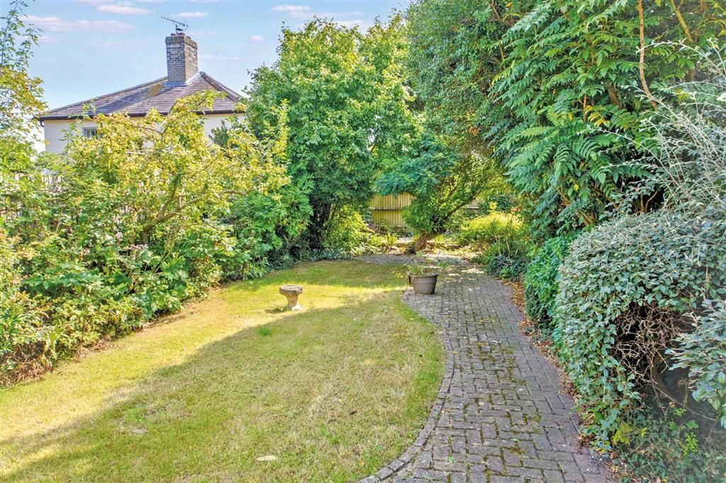 Property photo 3 of 5