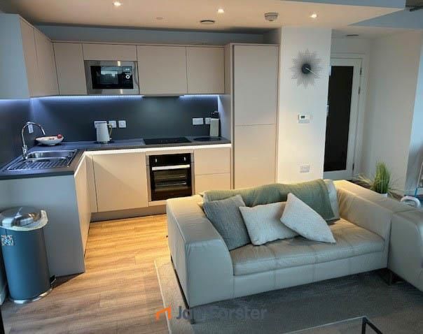 Property photo 2 of 12 Kitchen