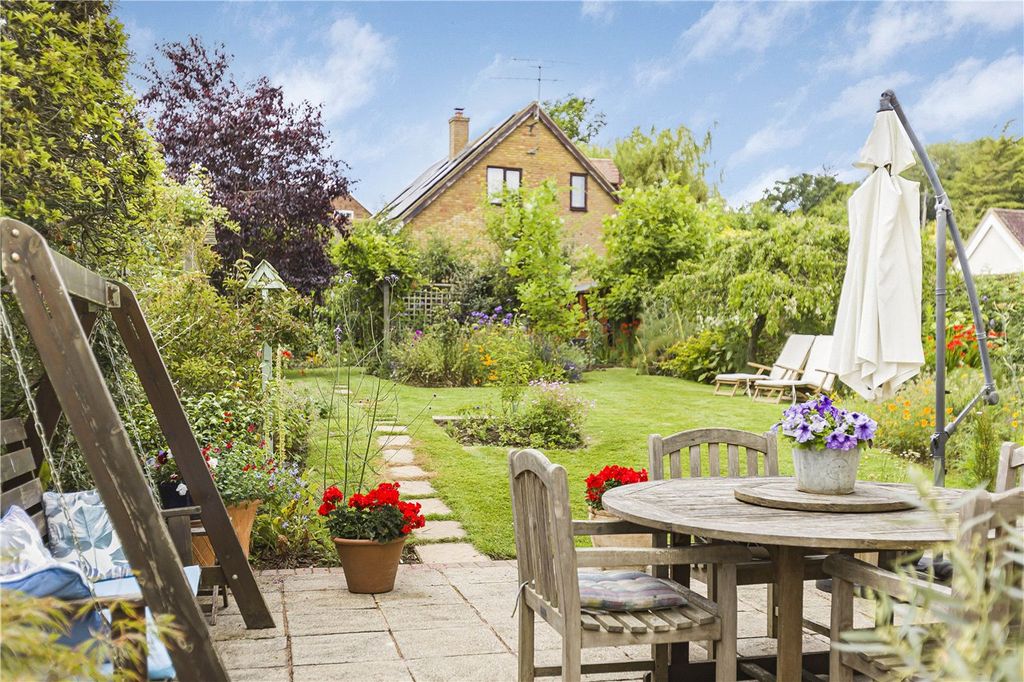 Property photo 3 of 25 Garden