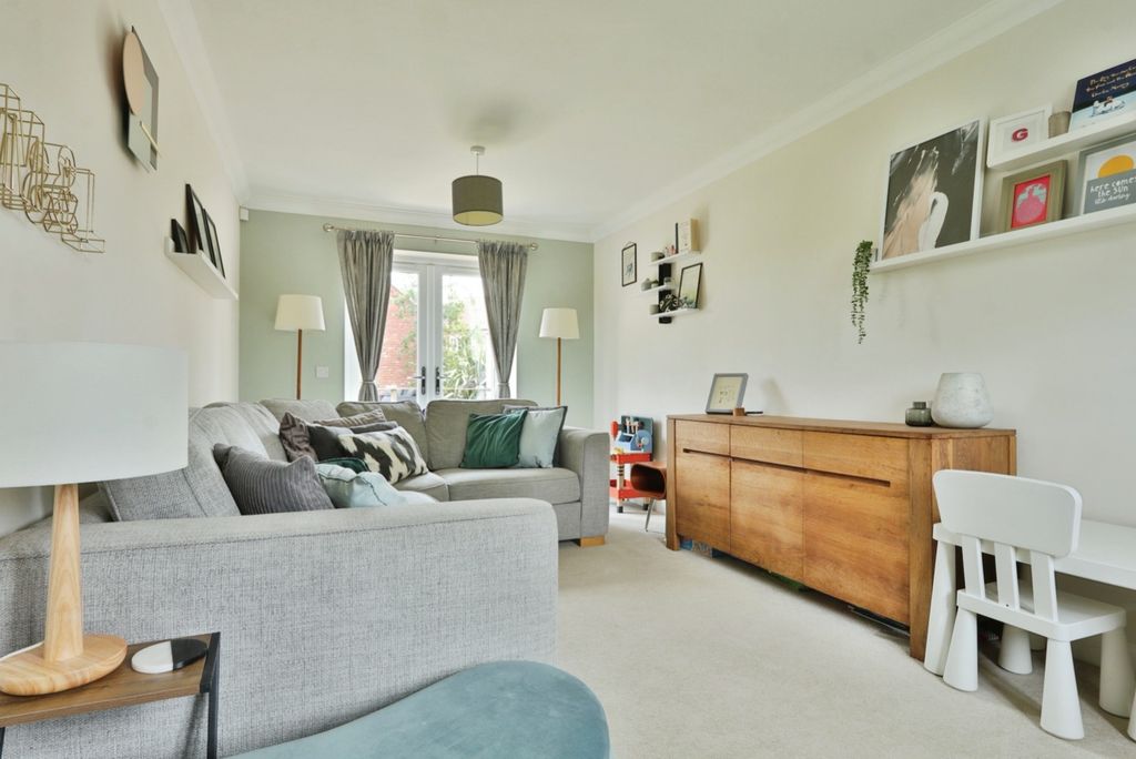 Property photo 2 of 21 4331804