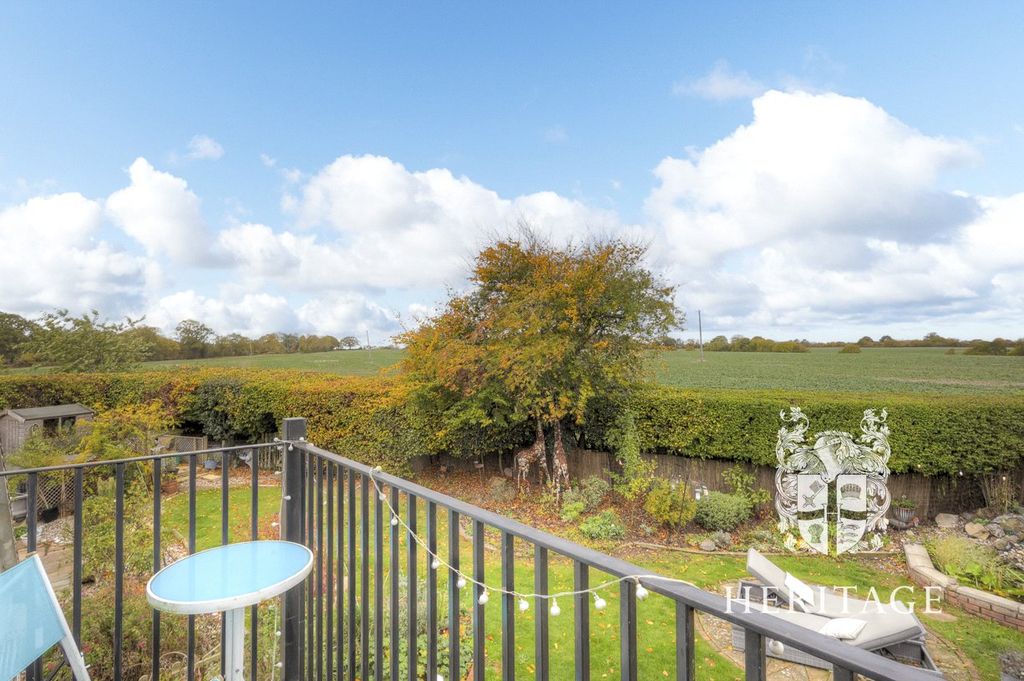 Property photo 2 of 33 Picture No. 04