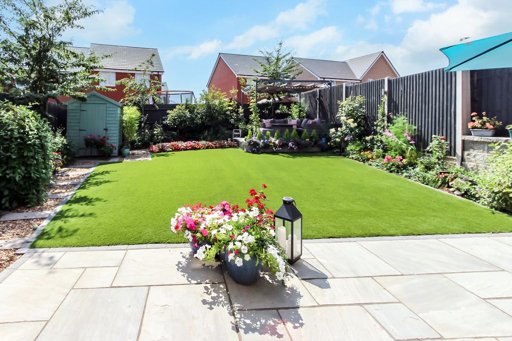Property photo 3 of 21 Rear Garden