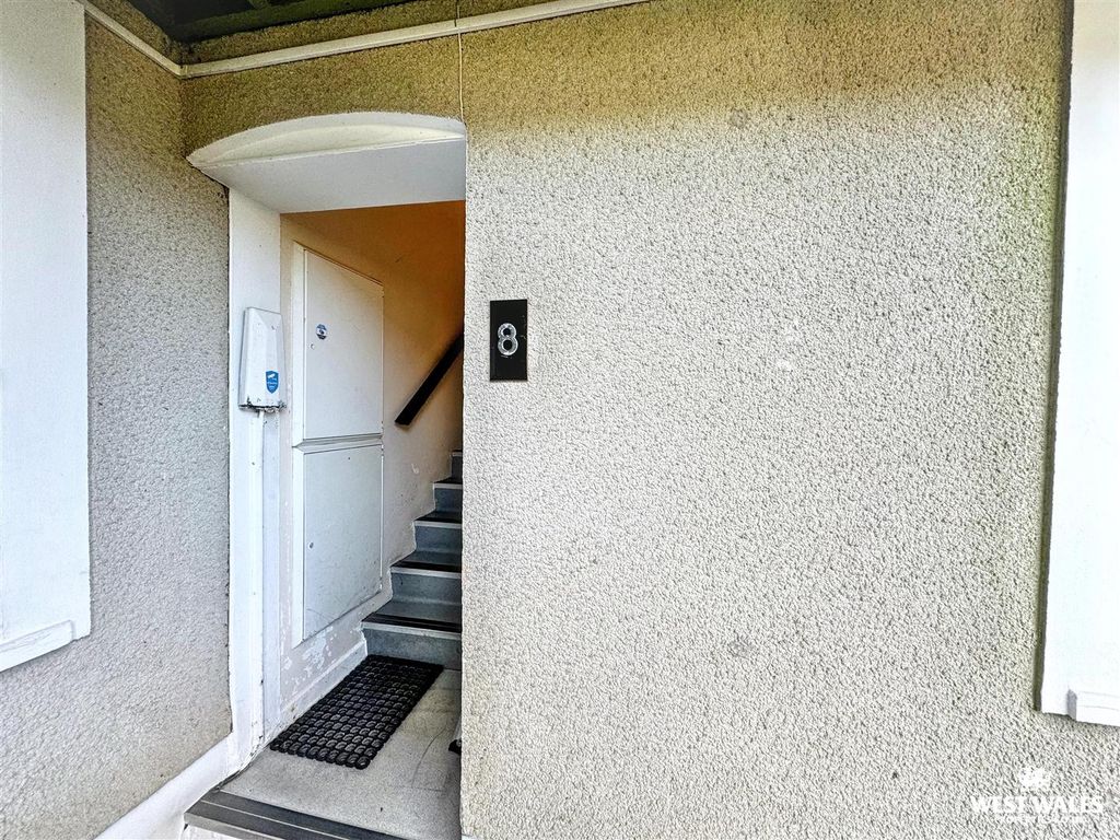 Property photo 2 of 16 Img_0869.Jpg