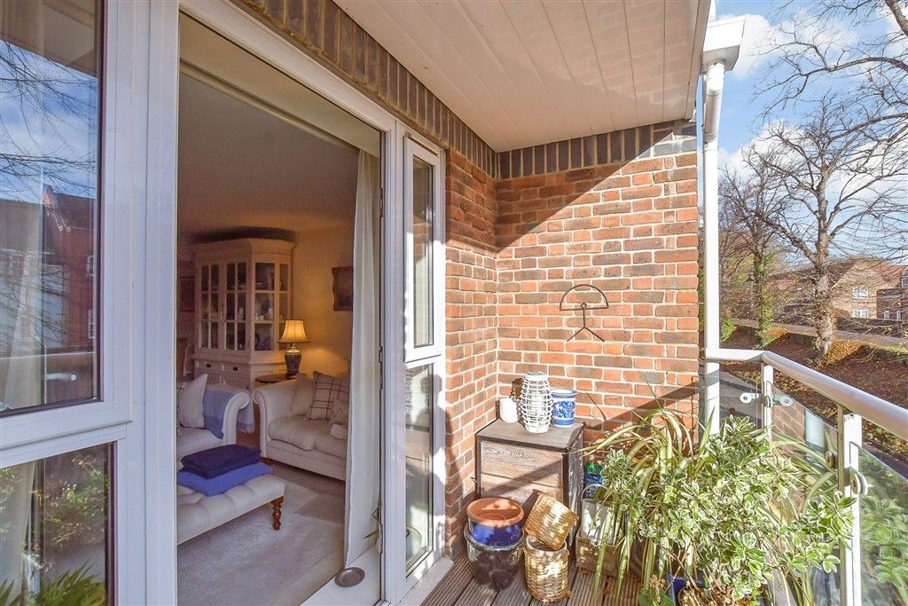 Property photo 2 of 13 Balcony / Terrace