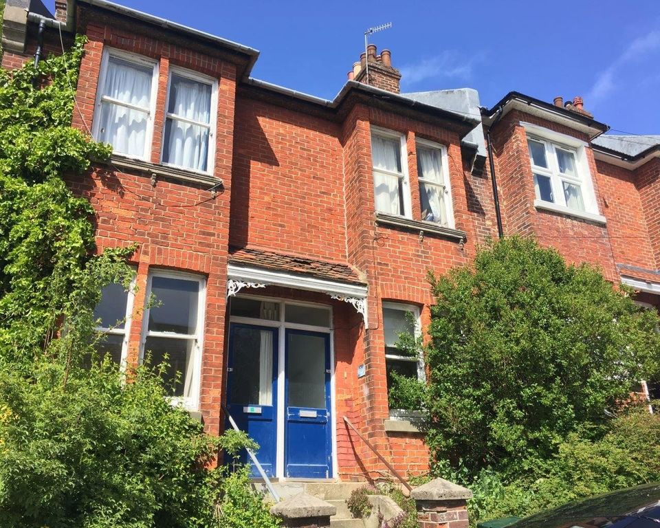 Property photo 1 of 15 4623060