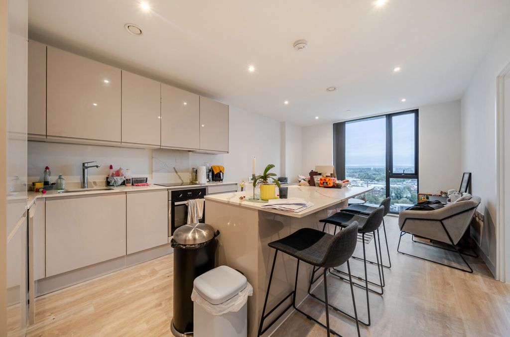 Property photo 2 of 17 1528654-13-1A13F1...