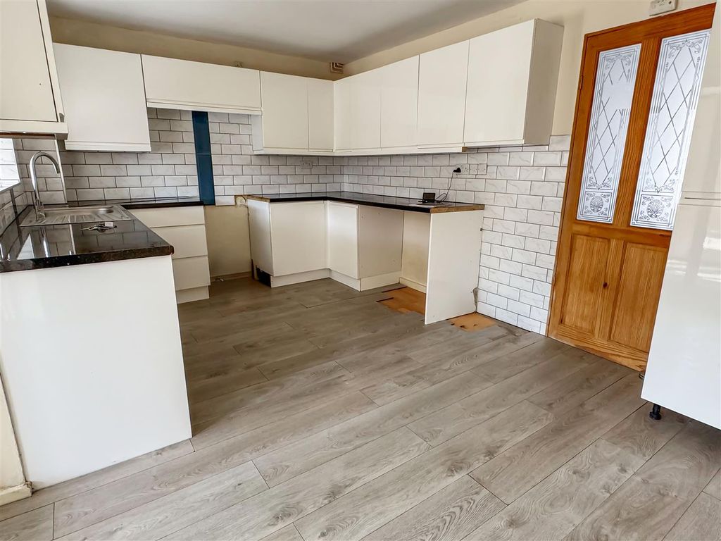 Property photo 3 of 15 Img_0826.Jpg