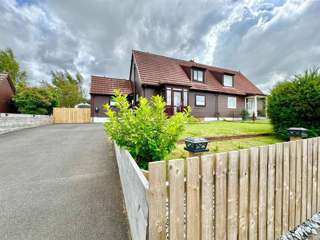 Property photo 1 of 37