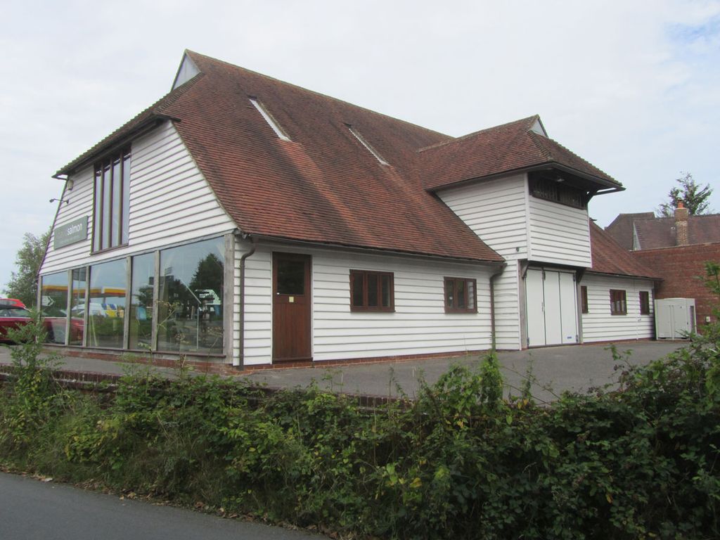 Property photo 3 of 8 Wealden House, Heathfield