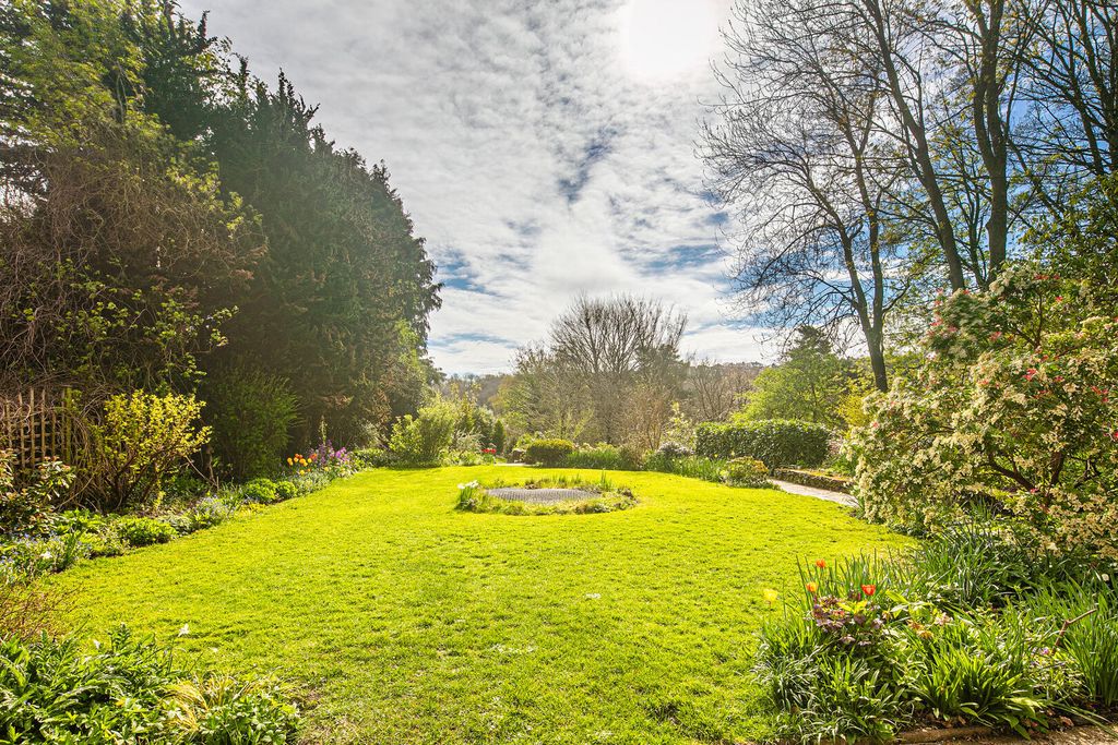 Property photo 2 of 39 Rear Garden