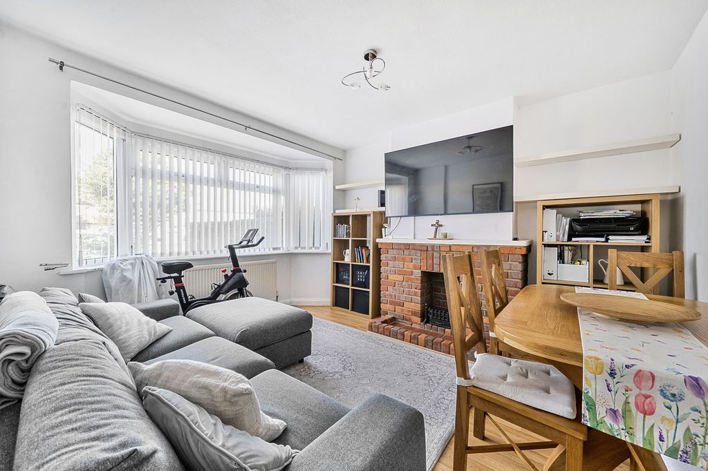 Property photo 2 of 14