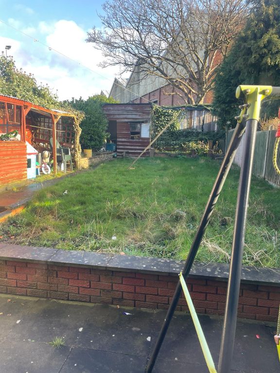 Property photo 2 of 8 Gallery