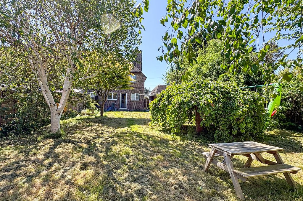 Property photo 2 of 21 Picture No. 19