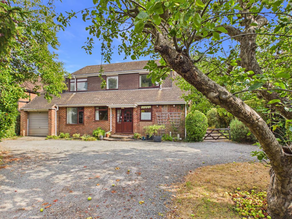 Property photo 1 of 21 Front Aspect