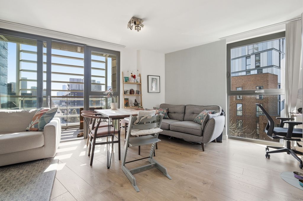 Property photo 2 of 14 Img_7780