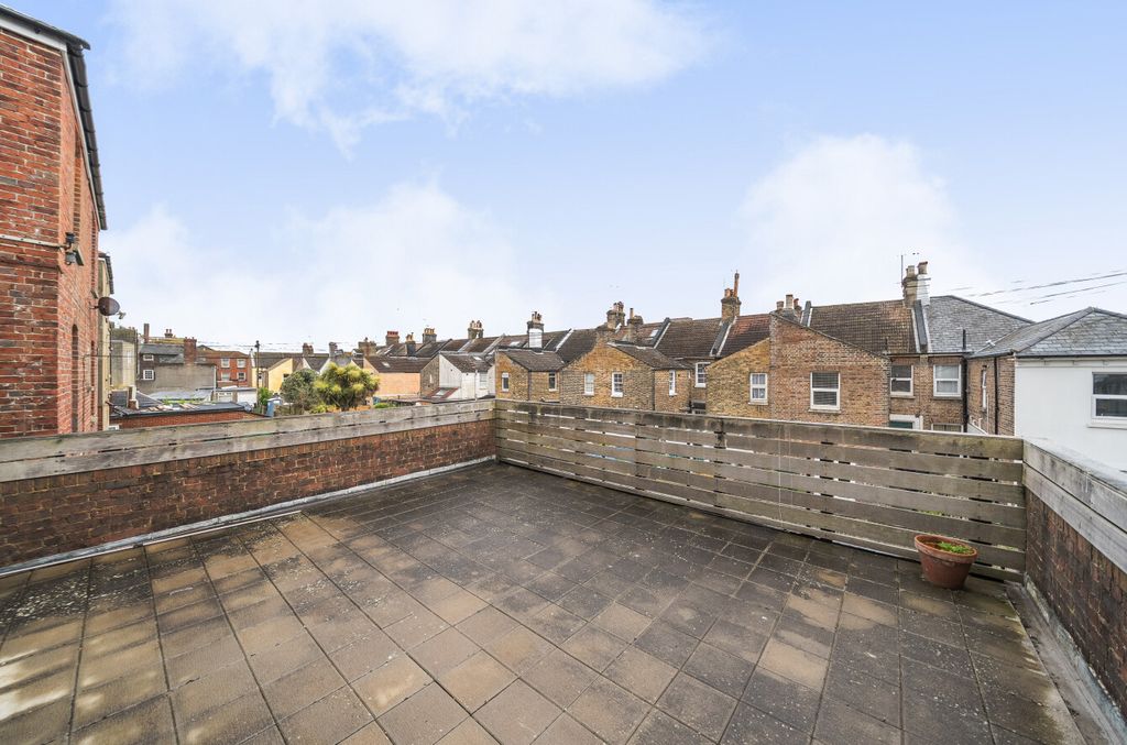 Property photo 2 of 10 1465729-16-6A0B3A...