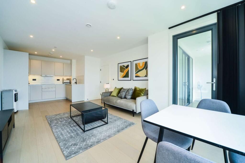 Property photo 3 of 7