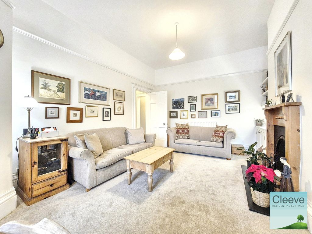 Property photo 3 of 14 1000048738(2)