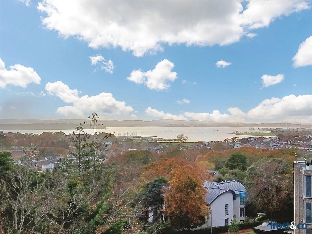 Property photo 2 of 17 View