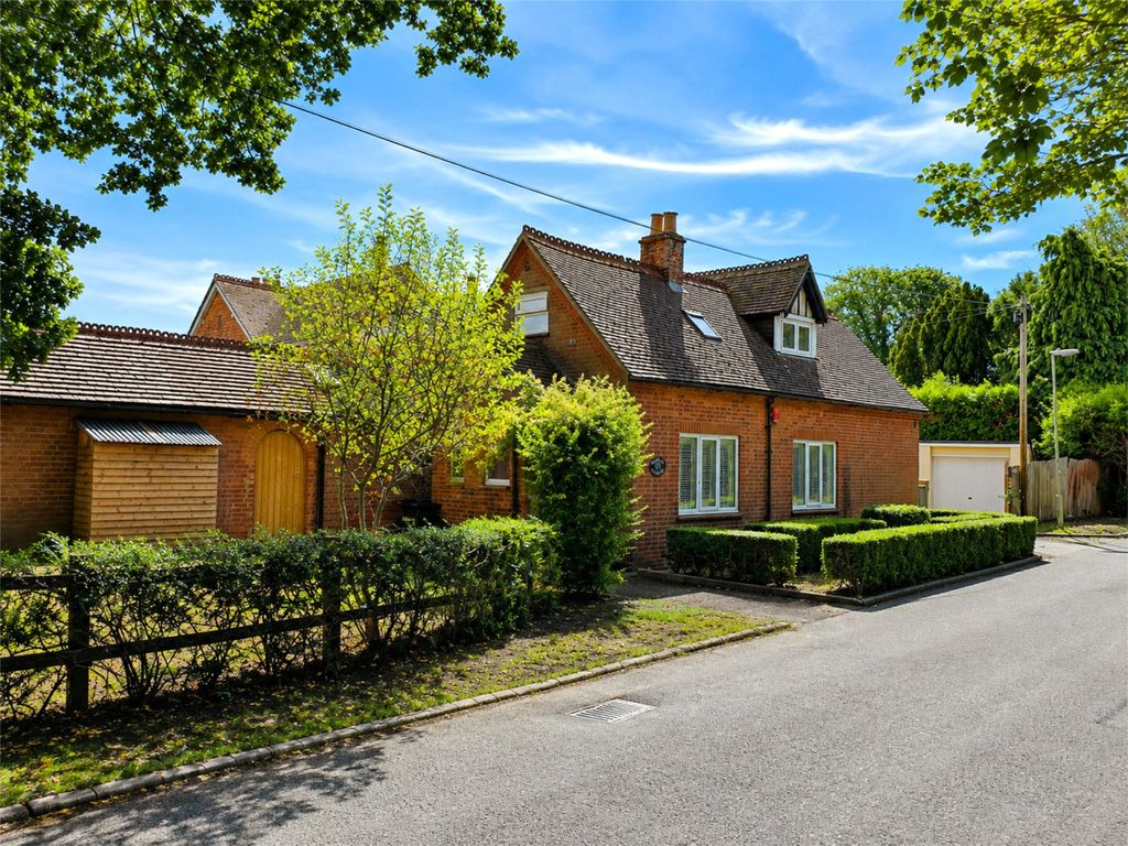 Property photo 1 of 18 Picture No. 12