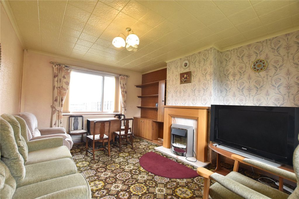 Property photo 2 of 14 Picture No. 02