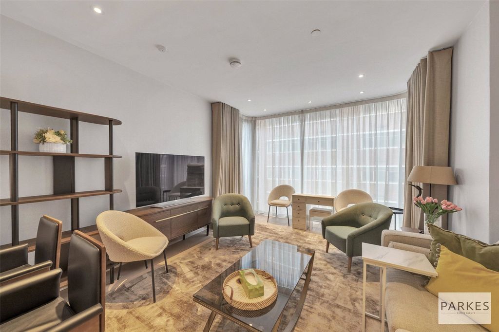 Property photo 2 of 16 Picture No. 18