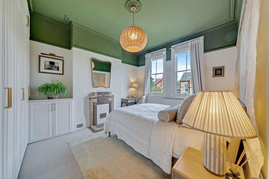 Property photo 3 of 14 08-0F985B Charleville Circus -31-Medium.Jpg