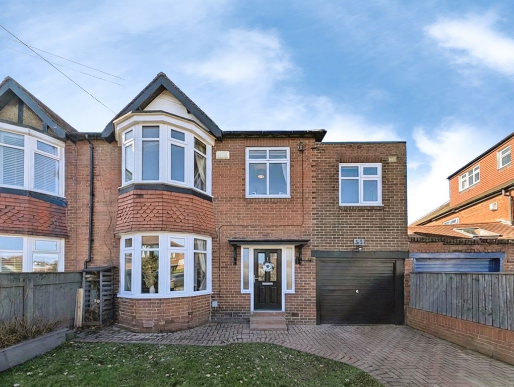 Property photo 1 of 19 Pbox-Img.Jpg