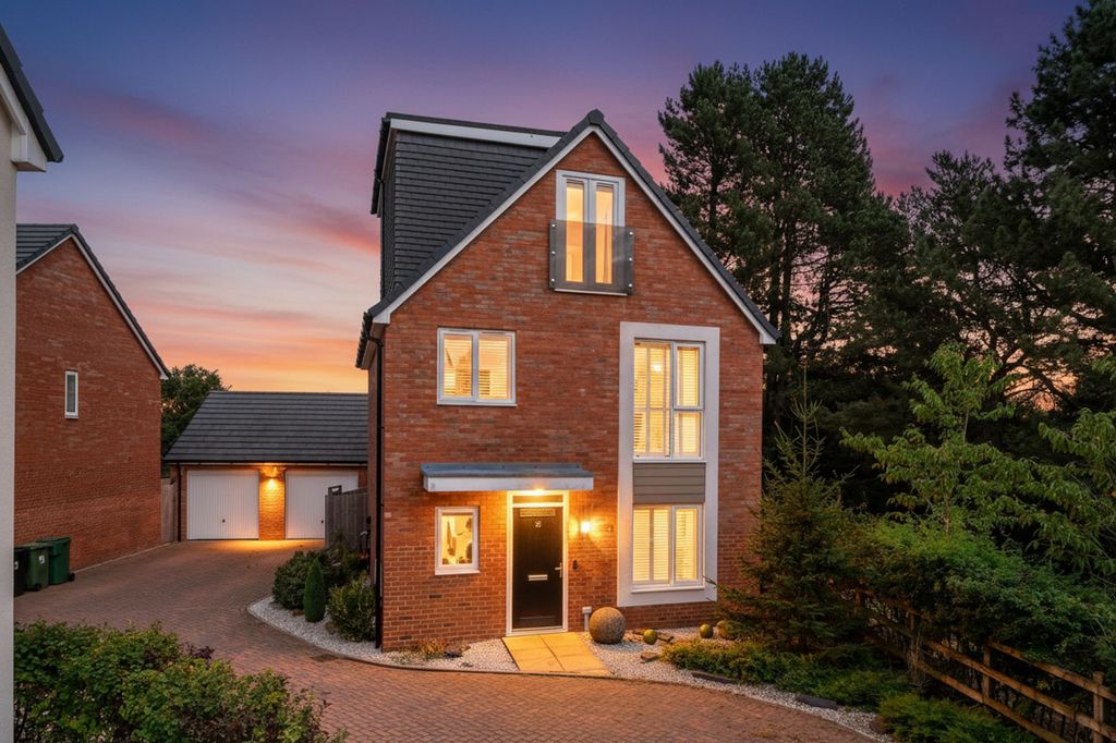 Property photo 1 of 23