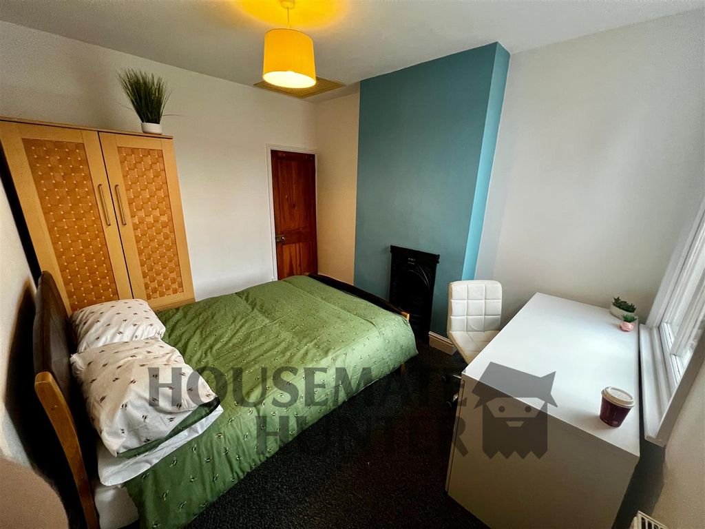 Property photo 3 of 8 Img_2146.Jpg