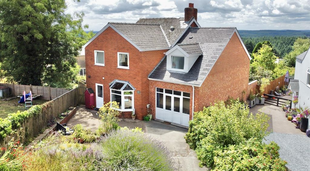 Property photo 1 of 35