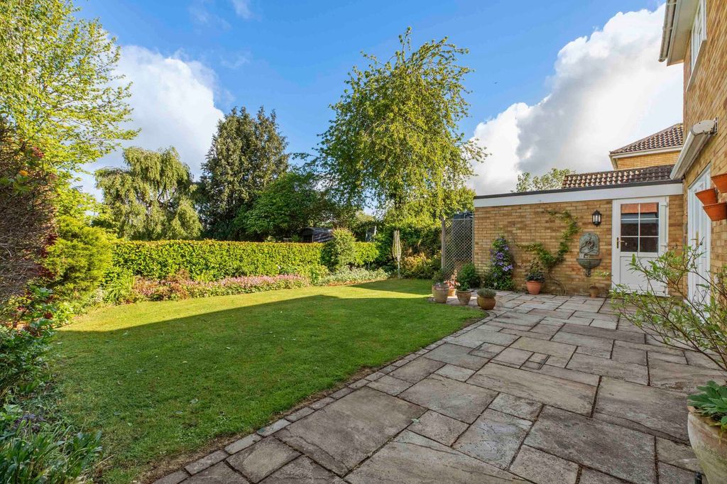 Property photo 3 of 16