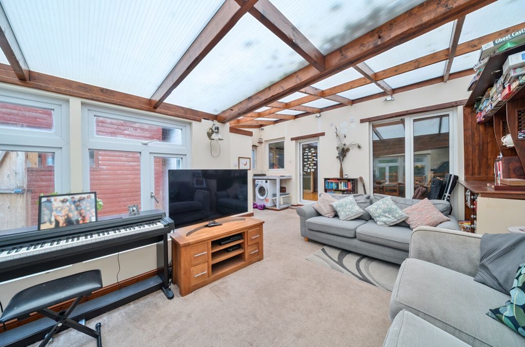 Property photo 3 of 25 1401861-14-69721Cfb1Ac82-Arw-1