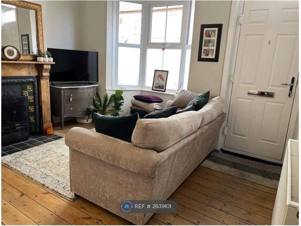 Property photo 3 of 11
