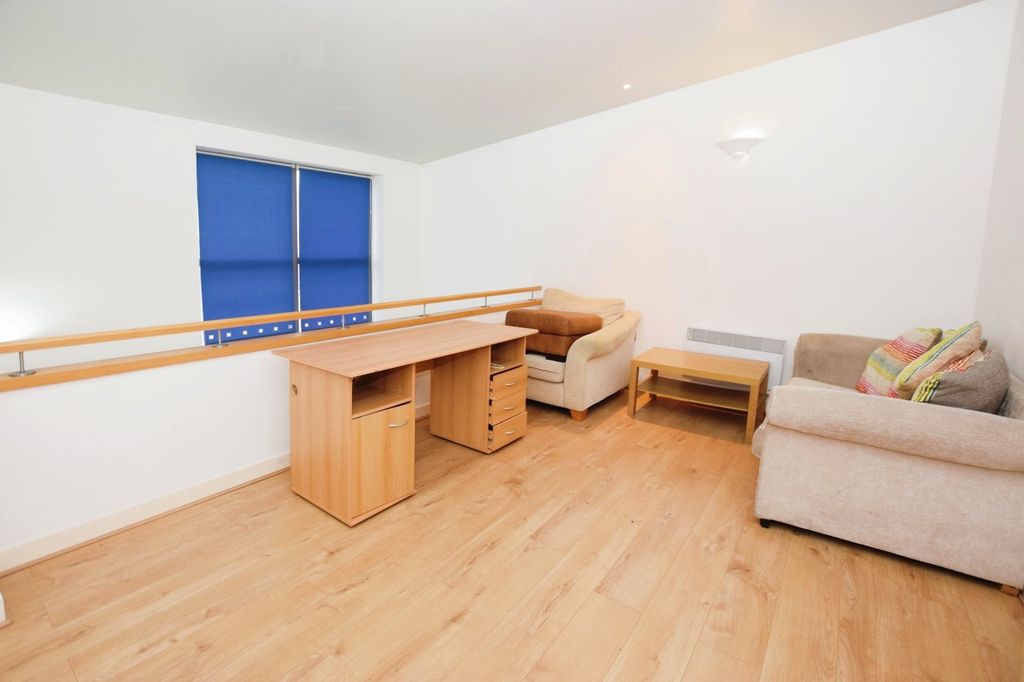 Property photo 3 of 14 Picture No. 38