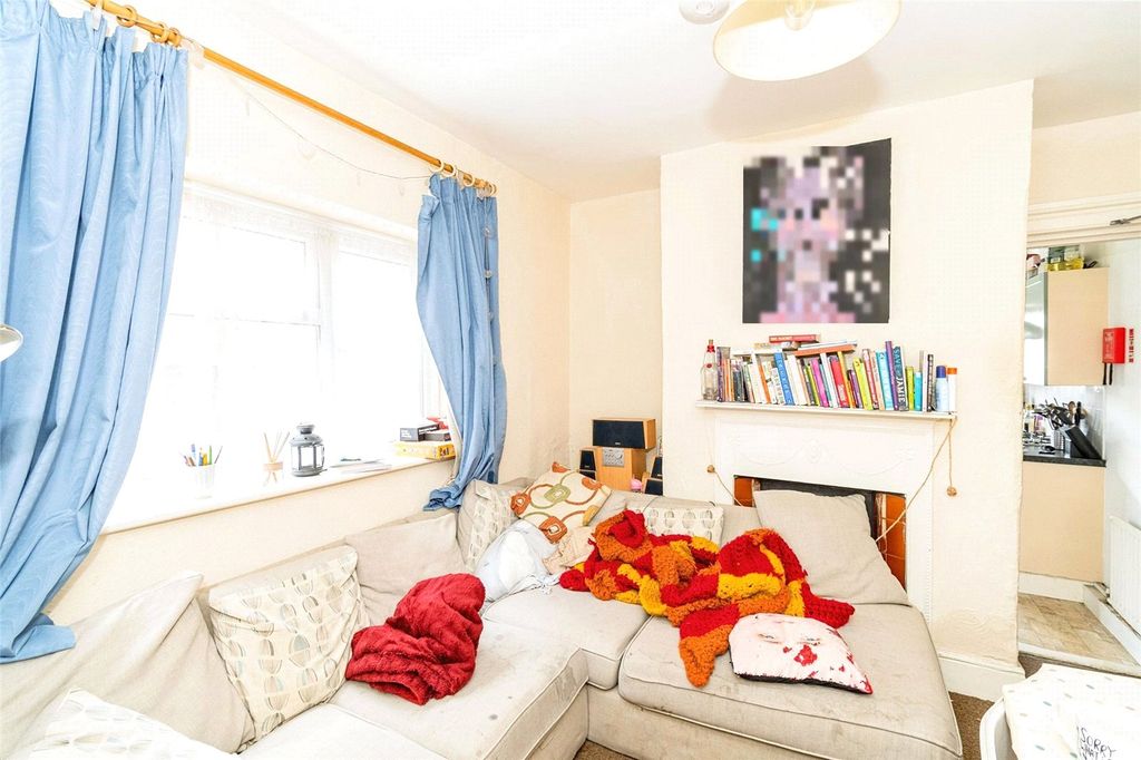 Property photo 2 of 13 Picture No. 04