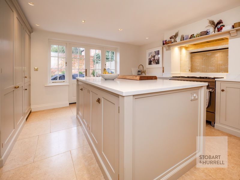 Property photo 2 of 36 Kitchen