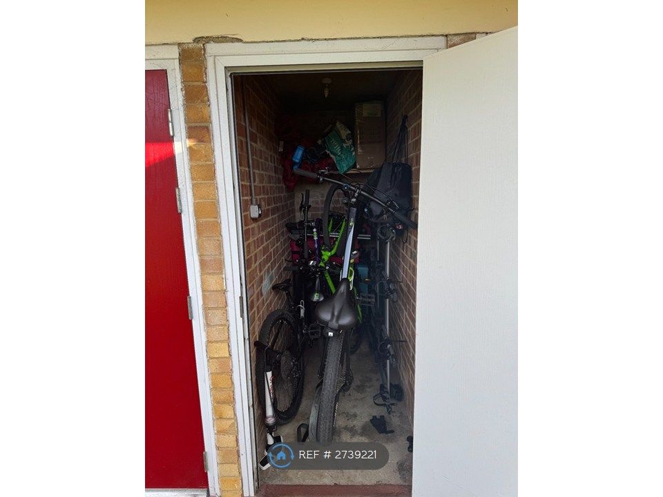 Property photo 3 of 20