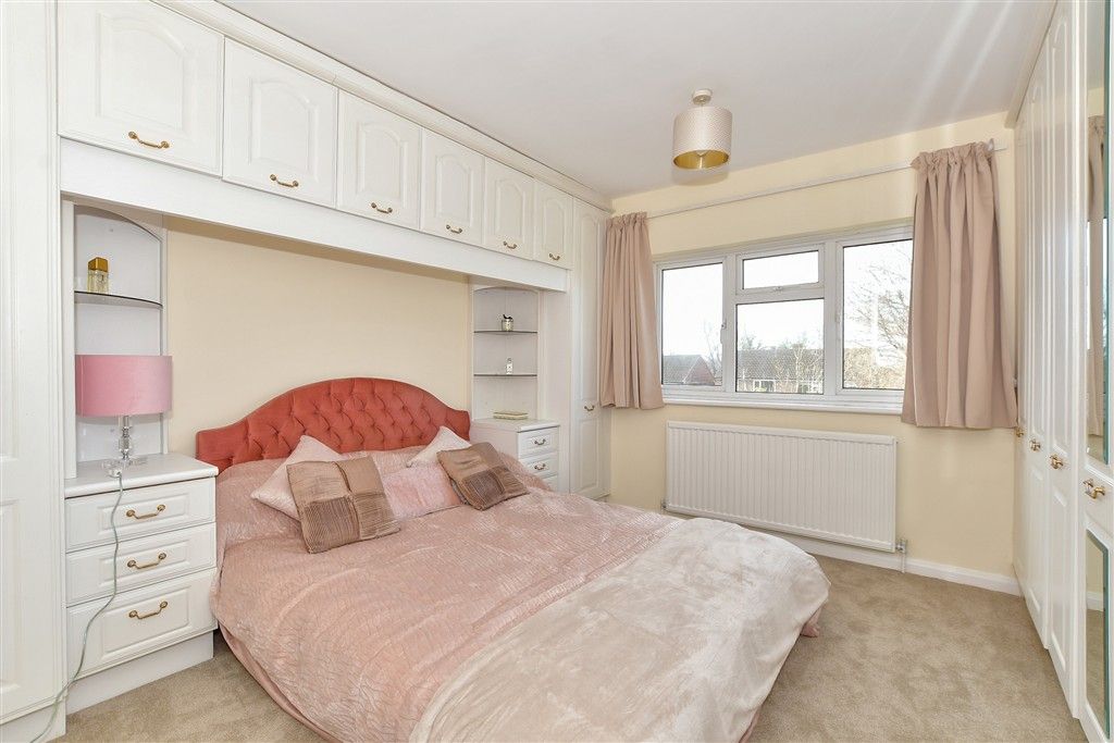 Property photo 3 of 17 Bedroom 1