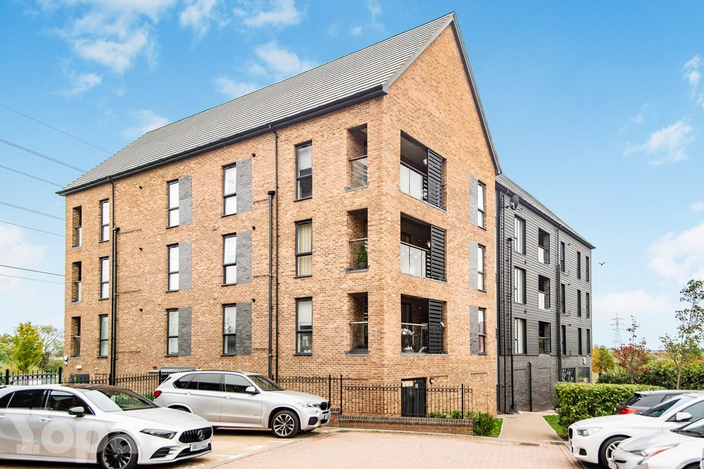 Property photo 1 of 16 Photo #1