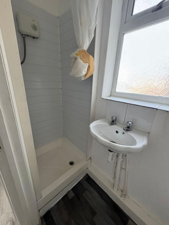 Property photo 3 of 3