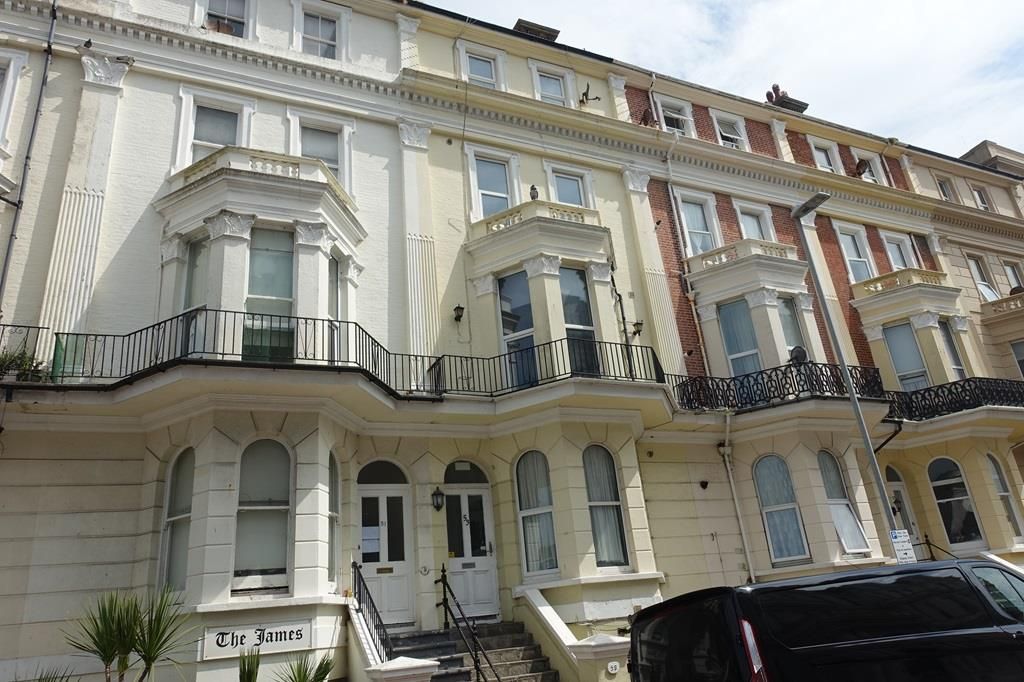Property photo 1 of 6 Jevington Gardens