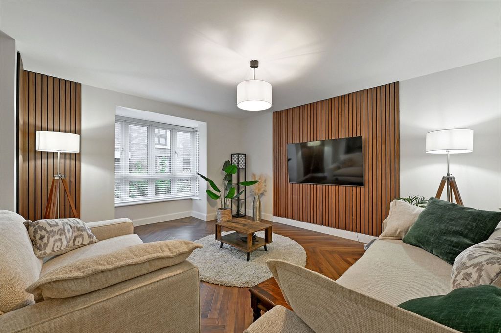 Property photo 2 of 14 Reception Room