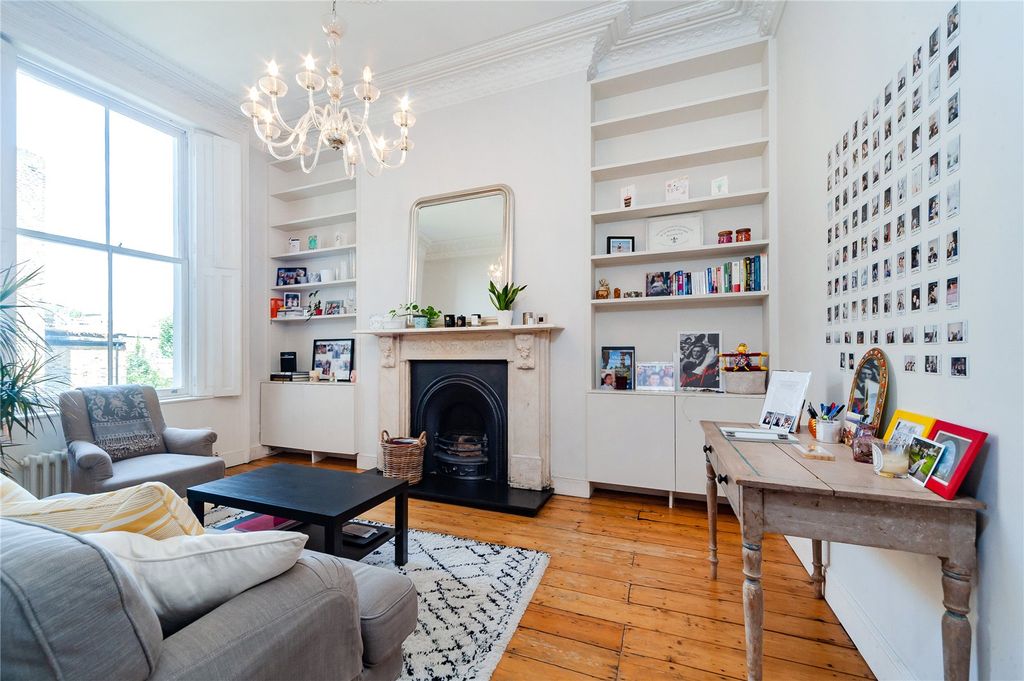 Property photo 3 of 8