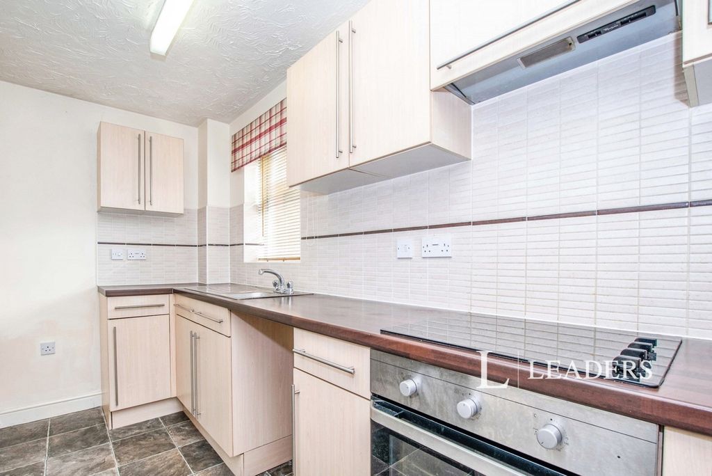 Property photo 2 of 10 Pbox-Img.Jpg
