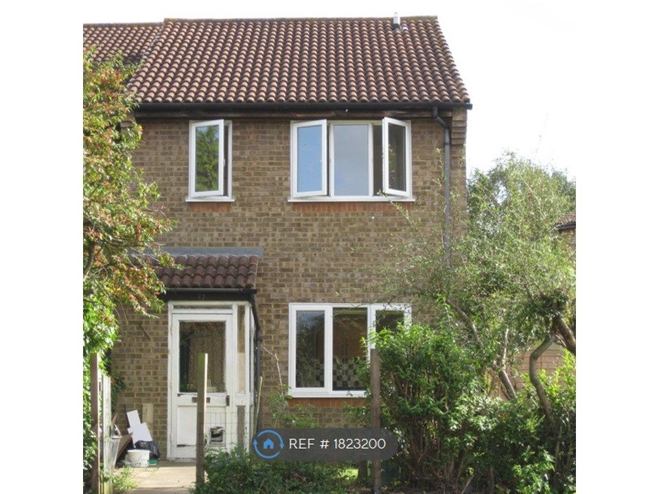 Property photo 1 of 11 House Entrance