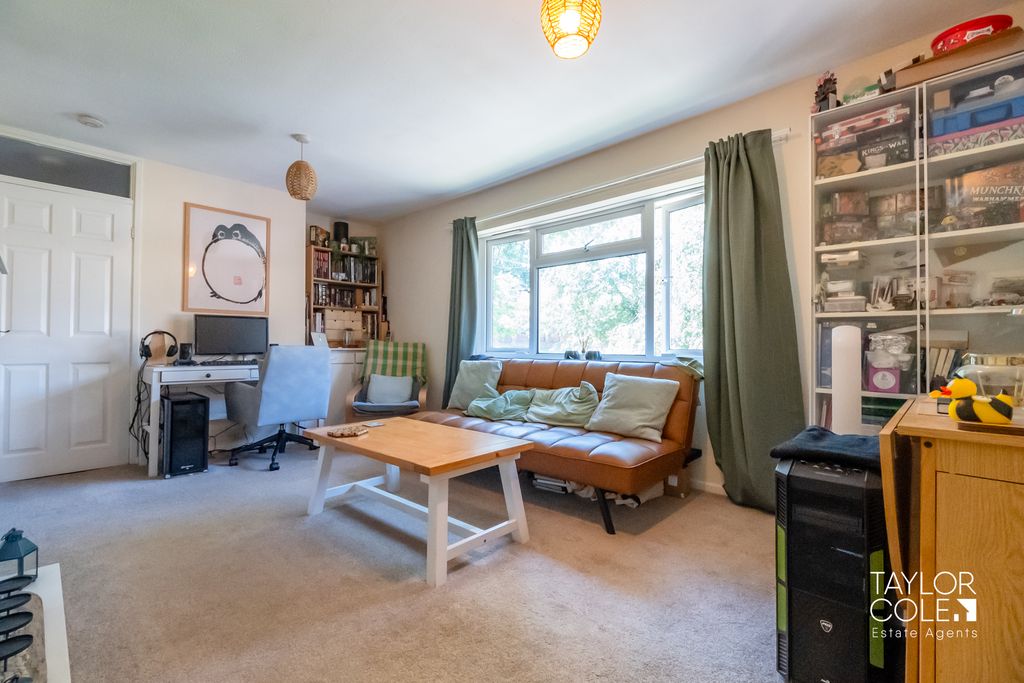 Property photo 3 of 13