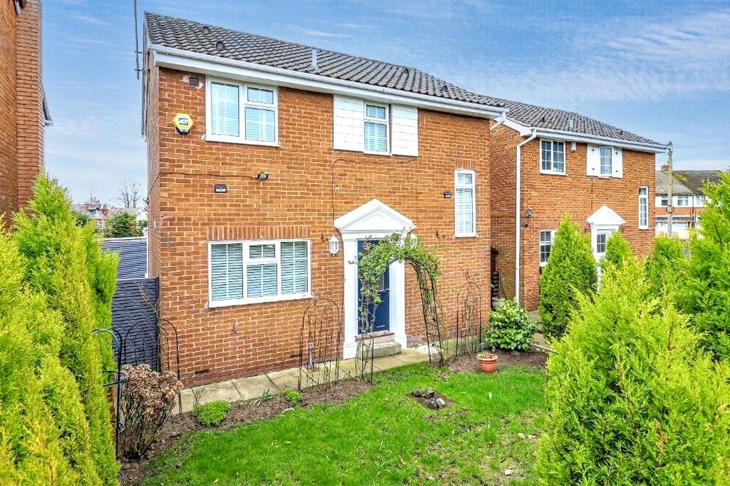 Property photo 1 of 36